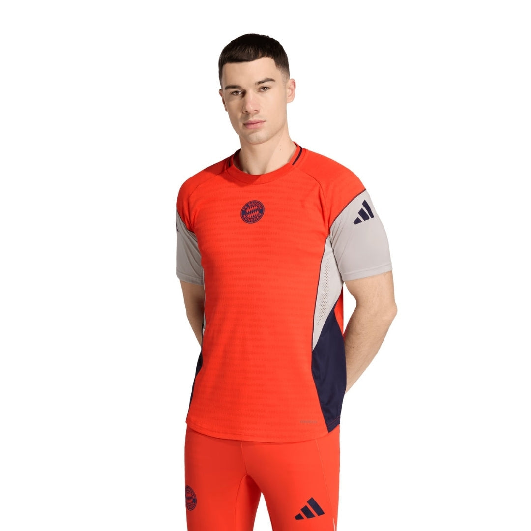 BAYERN MUNICH II TRAINING 25/26 FAN
