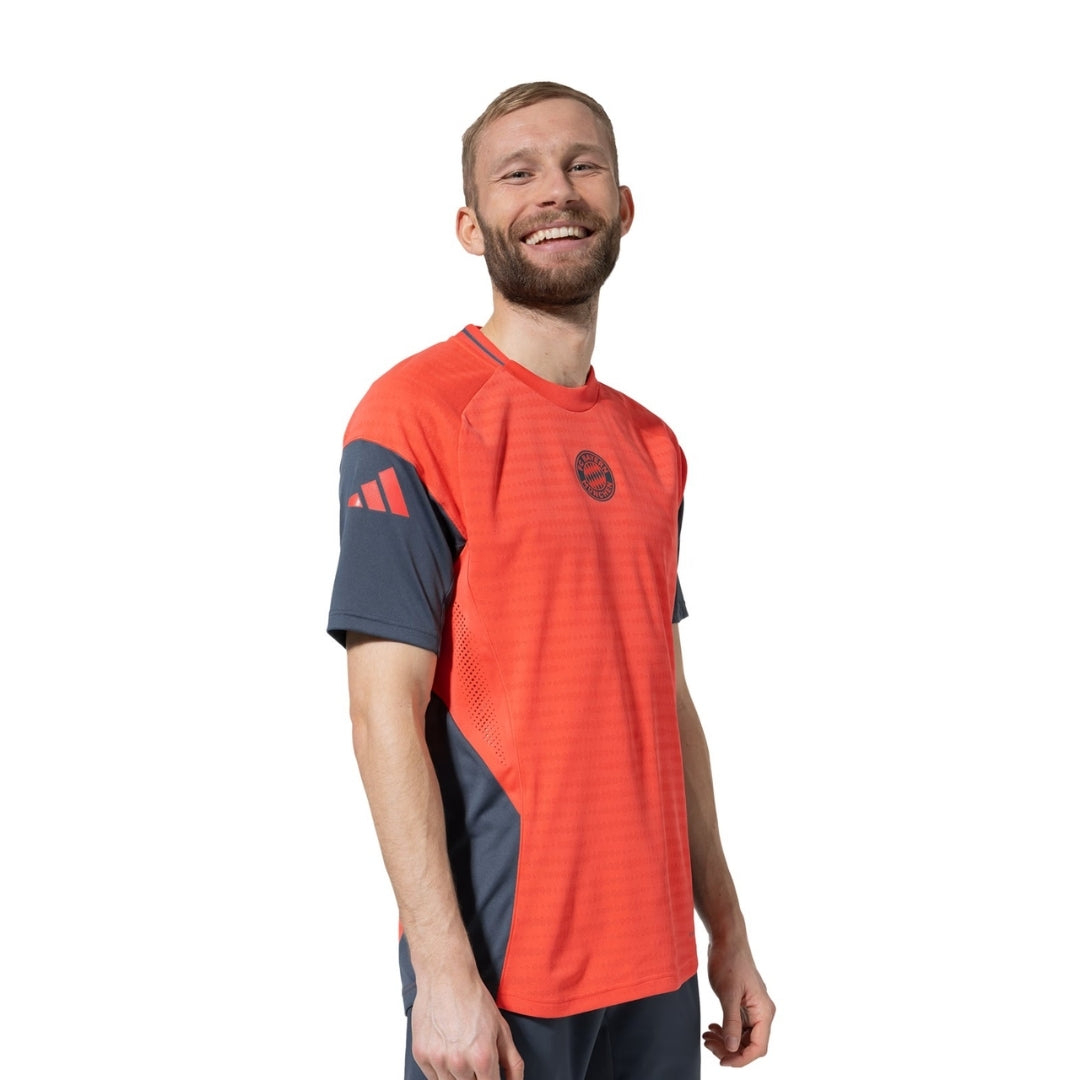 BAYERN MUNICH I TRAINING 25/26 FAN