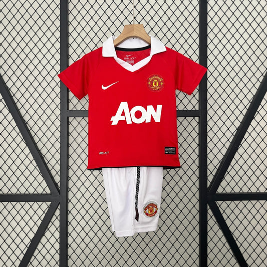 MANCHESTER UNITED I 10/11 KIDS SET (RETRO)